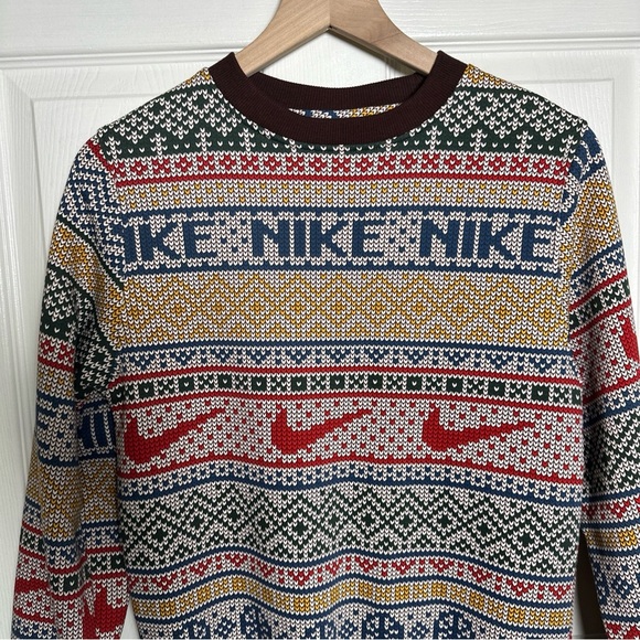 Nike Sweater Kids Large Sportswear Club Fleece Holiday Crew Vintage Christmas - Picture 4 of 8